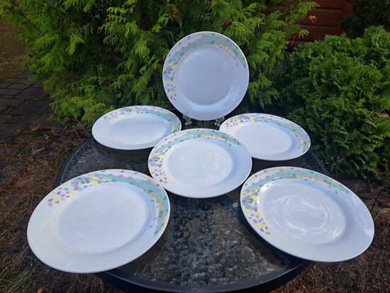 Skaisto otrā ēdiena šķīvju komplekts 6 personām, d=23cm ar maigi zaļu dekolu (Citi rpt 343)