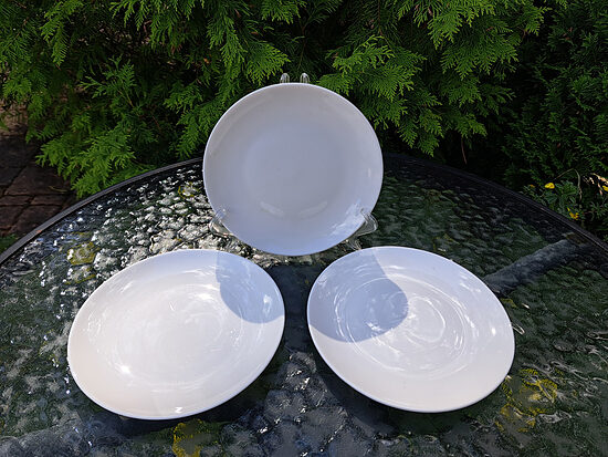 Apakštase/šķīvītis pilnīgi balts, porcelāns, d=14,7cm. Ražotājs: AURORA (Citi rpt 352)
