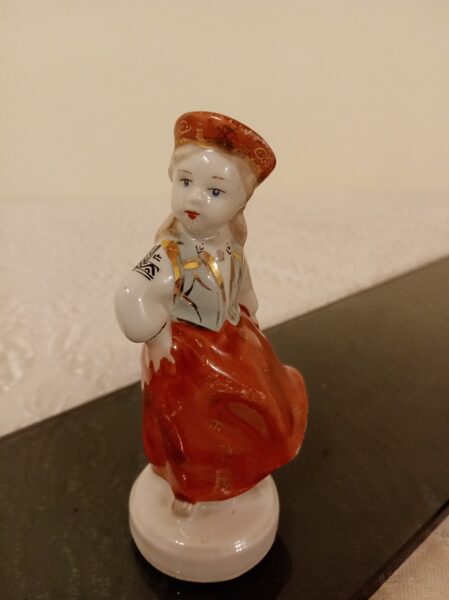 Figuriņa "Dejotāja" no pāra, RPF. 50.-ie gadi (Figur rpr 13)