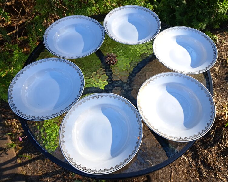 Zupas šķīvji, diam. 20cm, pusdienu servīze "Aija-2" balta ar zelta ornamentu gar malu, RPR (Aija-2 pus 50)