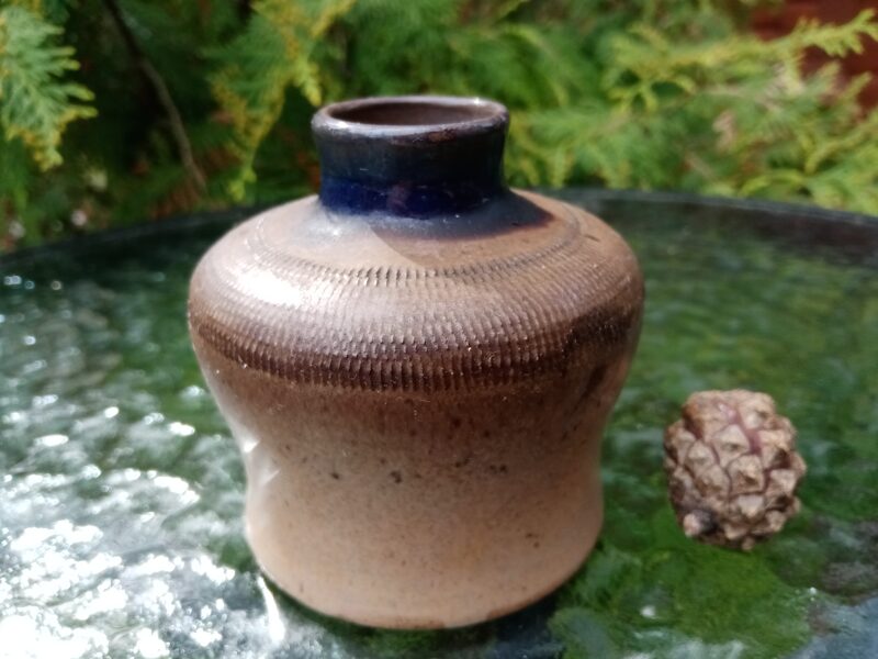 Vintāža vāzīte ar matētu glazūru, Māksla (Keram 24)