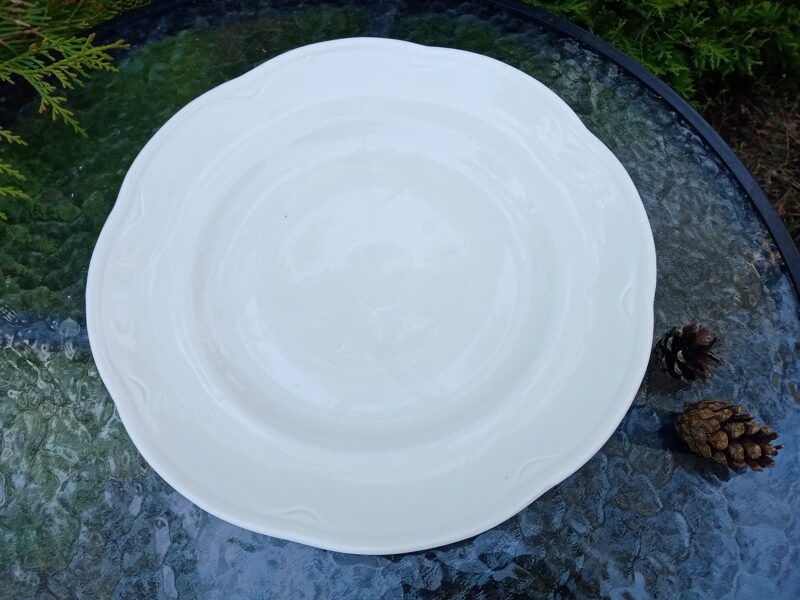 Šķīvis servējamais balts bez zelta (nebija paredzēts) 30cm (Rokoko 45)