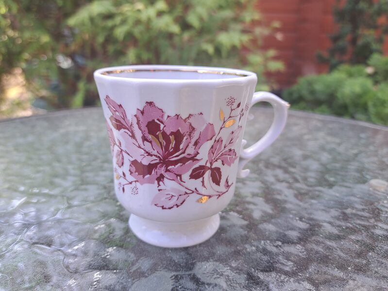 Kafijas krūzīte, servīze "Ija'', koši rozā rozes ar zeltu, RPR (Ija 18)