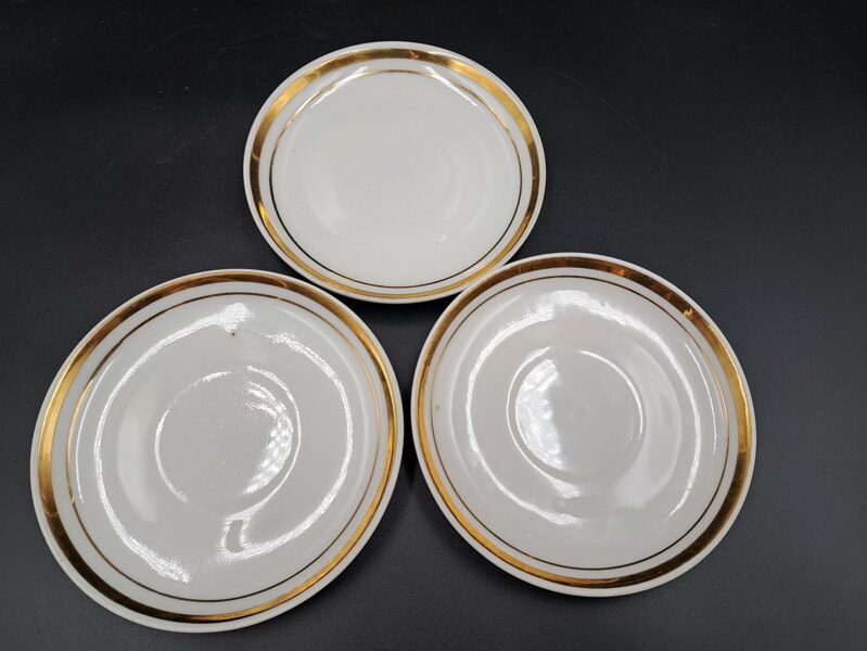 Apakštases, servīze "Vasara" balta ar zelta svītrām, RPR (Vasara 63)