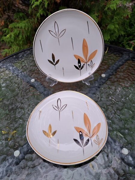 Kūku šķīvis, kafijas servīze "Stella" ar brūnām lapām un zeltu, rokas gleznojums, PFF (Stella 66)