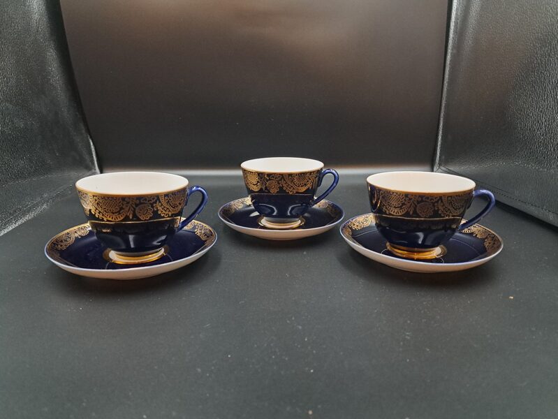 Tējas pāri "Kobalta" ar mežģīņu zelta dekolu, LFZ (LFZ 39)
