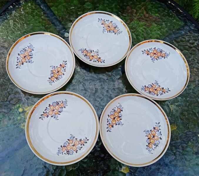 Apakštase ar ziām un oranžām puķītēm un zetu, servīze "Karīna", RPR (Karīna 59)