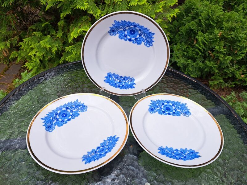 Salātu šķīvji, diam.20cm, pusdienu servīze "Aija-2" ar košām zilām puķēm un platu zeltu gar malu, PFF (Aija-2 pus 78)