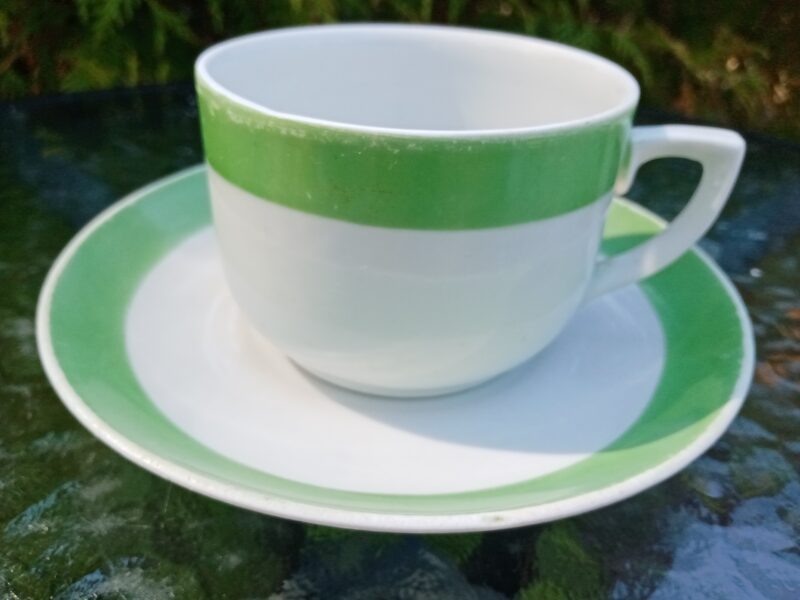 Neparasts buljona komplekts ar gaiši zaļu malu, PFF (Buljona 28)