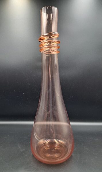 Ļoti skaista un reta gaiši karameļkrāsas, "Spīdola", h=40cm, 1980.-ie gadi (Stikla vāze 85)
