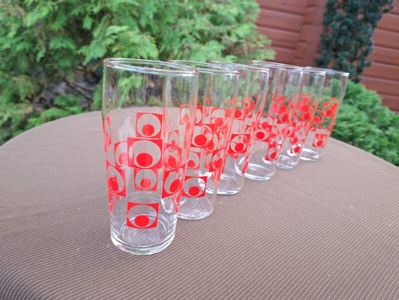 Komplekts: sulas glāžu ar sarkanu dekolu komplekts 6 pers., Tarbeklaas, Igaunija (Stikla gl 112)