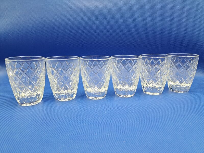 Kristāla glāžu stipriem dzerieniem 80ml komplekts 6 personām (Kristāls gl 63)
