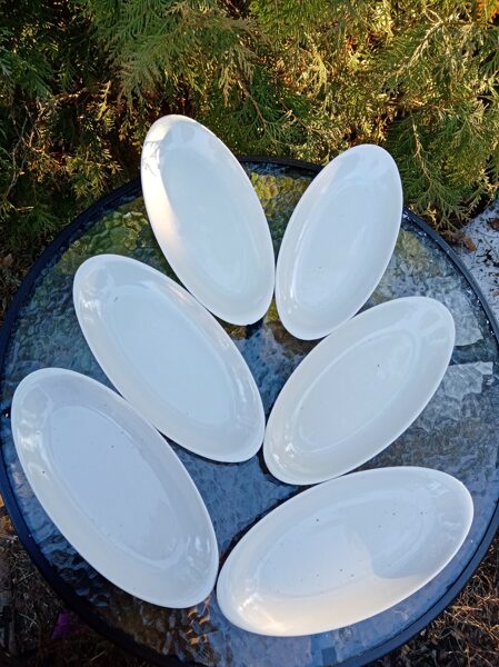 Šķīvis garenais mazais balts, servīze "Spīdola" (Spīdola 22)