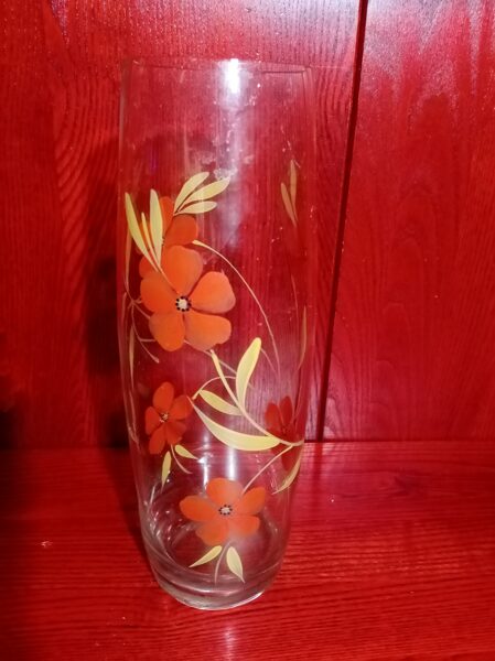 Elegānta stikla vāze ar rokas gleznojumu (Stikla vaze 40)