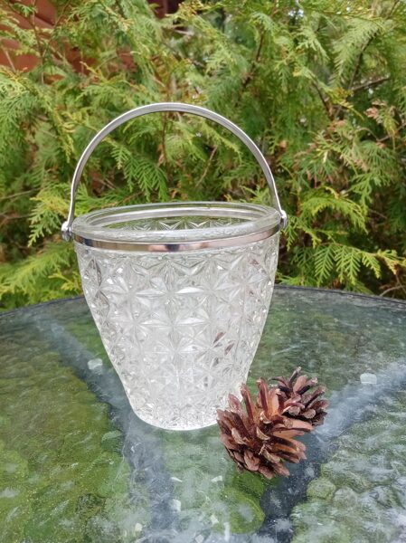 Cukurtrauks-spainis, izspiests stiklsa, metaliskais roktiris, PSRS (Citi st 18)