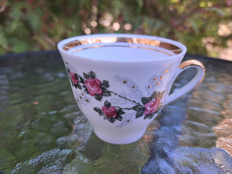 Krūzīte "Marianna" ar rozā puķītēm, RPR (Marianna 67)