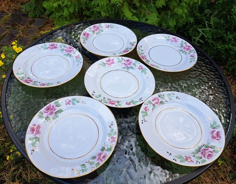 Kūku šķīvis, plānsienu tējas servīze "Diāna" ar burvīgu rokas gleznojumu un zeltu, RPR (Diāna 61)