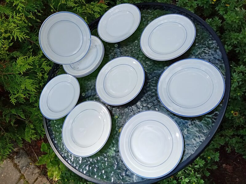 Kūku šķīvji balti ar zilu malu, Rīgas keramikas fabrika (RKF) (Citi 156)