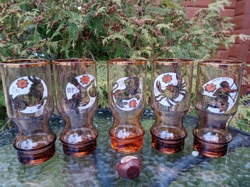 Lielās stikla sulas glāzes "Zodiaks", Līvānu SF (Stikla gl 55)