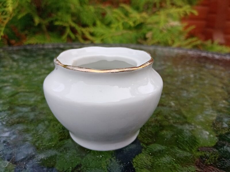 Sīnepju trauks bez vāciņa, pusdienu servīze "Ārija" balts ar zeltu (Ārija pusdienu 128)