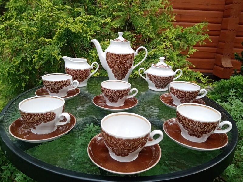 Kafijas servīze "Ārija" ar brūnu dekolu bez kūku šķīvjiem (Ārija kafijas 29)