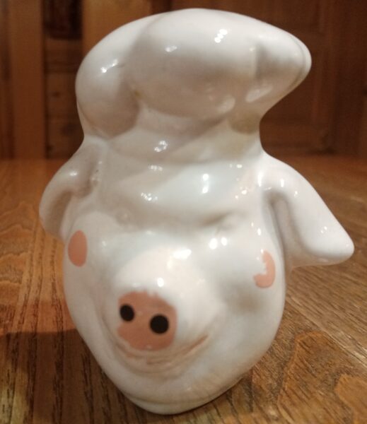 Pipāru trauciņš - figuriņa "Cūka", fajanss (Citi rpt 11)
