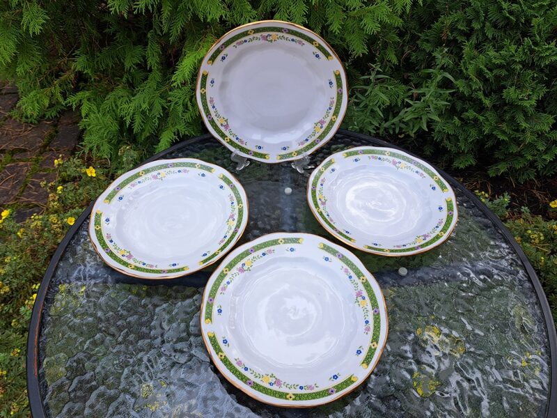 Salātu šķīvji d=20cm, pusdienu  servīzes "Ārija" forma, zaļš dekols ar zeltu, RPR (Ārija pusdienu 337)