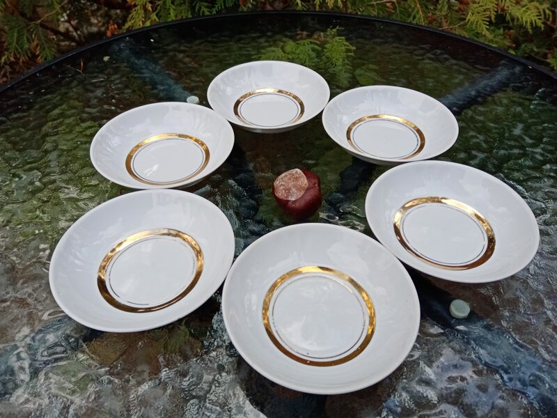 Ievārījuma bļodinu komplekts 6 personām, forma "Māra" baltas ar zeltu (Māra tējas 80)