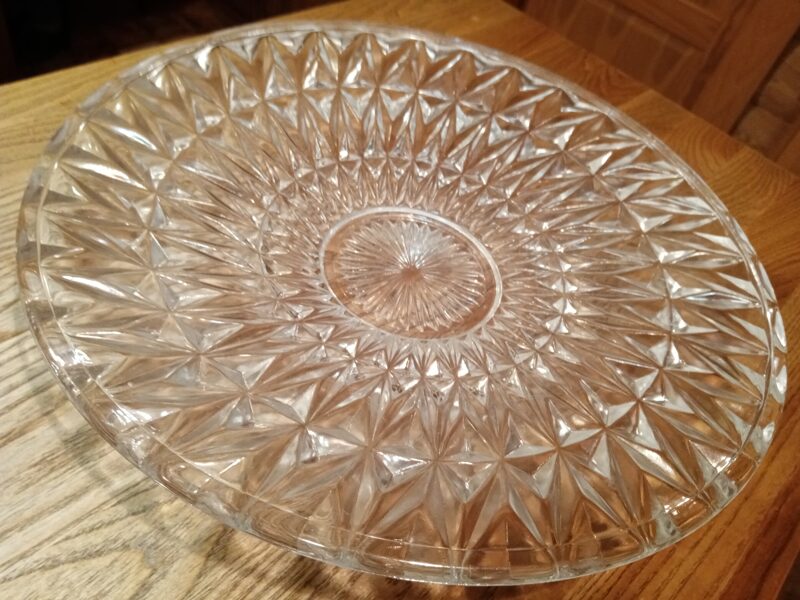 Lielā vintāža izspiesta stikla augļu bļoda (Stikls sk 30)