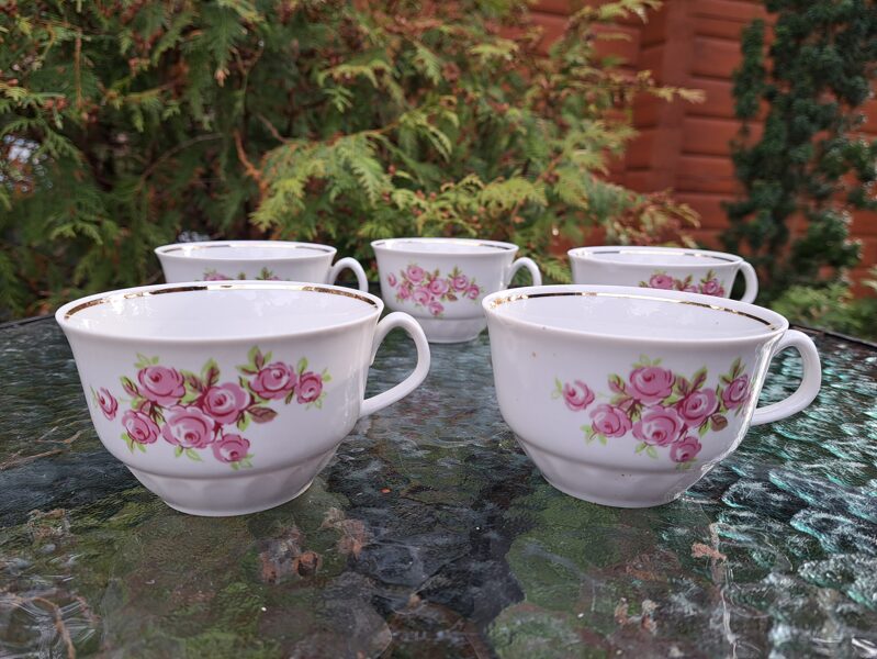 Krūzītes "Māra" ar rozītēm un zeltu, RPR (Māra tējas 90)