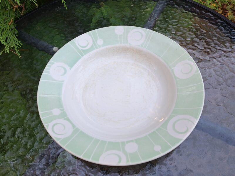 Zupas šķīvis d=24cm, gaiši zaļq mala, reta fajansa pusdienu servīze "Diāna", PFF (Diāna pusd 23)