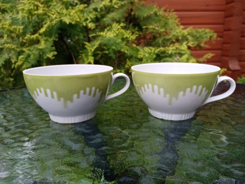 Krūzītes baltas ar gaiši zaļu dekolu "Regīna", PFF (Regina 20)