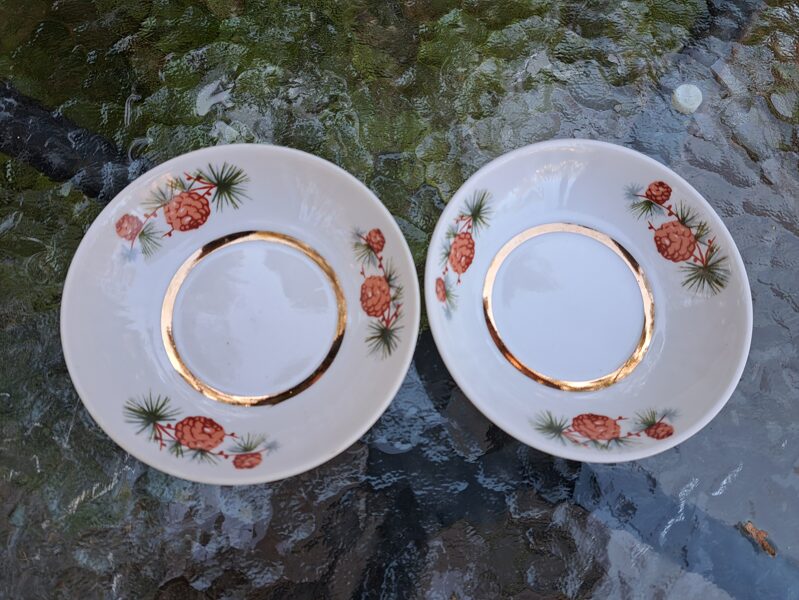 Ievārījuma bļodiņas (porcija), forma "Māra" ar čiekuriem un zeltu no komplekta 6+1, RPR (Māra tējas 107)