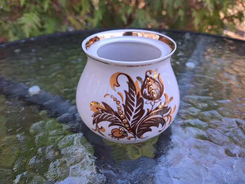 Cukurtrauks bez vāka "Marianna" balta ar brūnu dekolu un zeltu, RPR (Marianna 66)