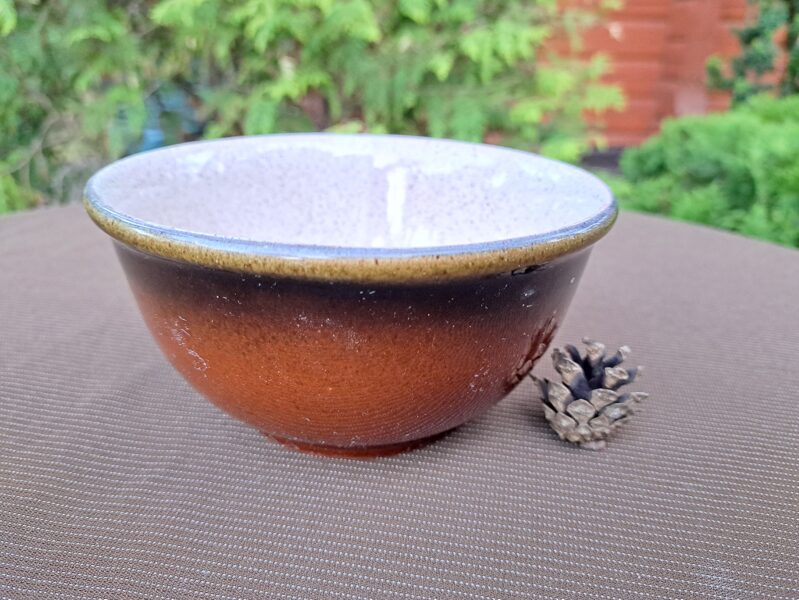 Jauna māla bļodiņa, neliela, glazūra, d-14,3cm (Keram 74)