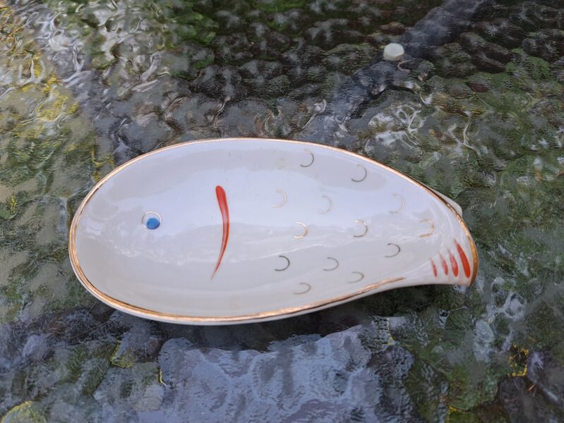 Maza zivtiņa no ikru komplekta ar sarkanu gleznojumu, slīpējums, PFF (Citi 238)