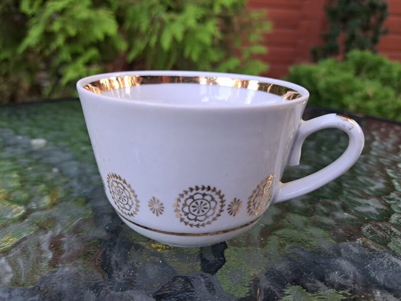 Tējas krūzīte ar zelta rakstu, Verbilki (Verbilki 17)