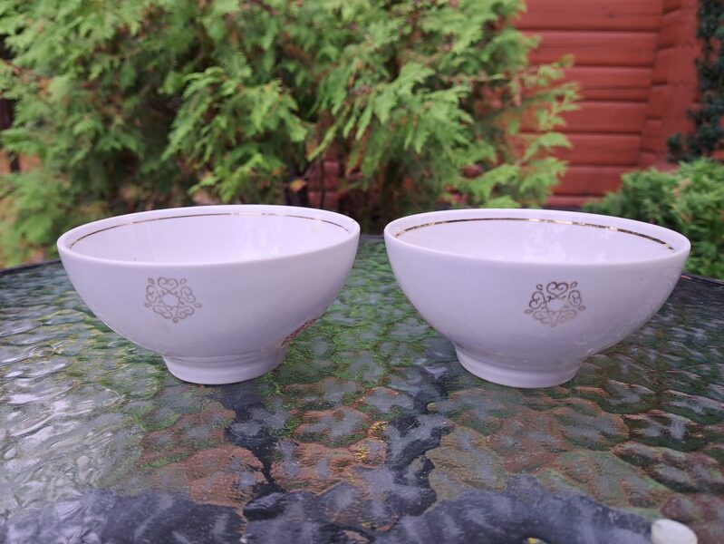 Bļodiņas-pialas ar zelta un bordo dekolu, PSRS (Citi rpt 91)