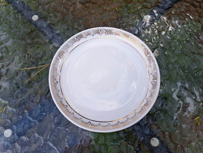 Deserta šķīvis "Vasara" ar zelta ornamentu, RPR (Vasara 61)