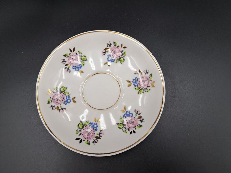 Apakštase no servīzes "Sigulda" ar retu dekolu (rozes ar neaizmirstulītēm), RPR (Sigulda 137)