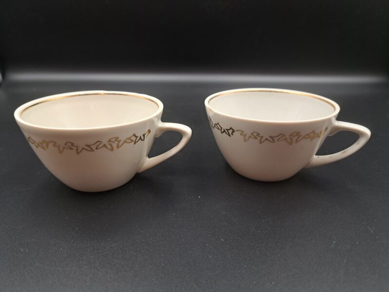 Krūzītes "Ausma" baltas ar zelta rakstu, lielas ražošanas nepilnības PFF (Ausma 90)