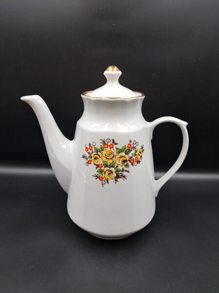 Krējuma kanniņa ar dzeltenām-sarkanām puķēm un zeltu, servīze "Karīna", RPR (Karīna 116)