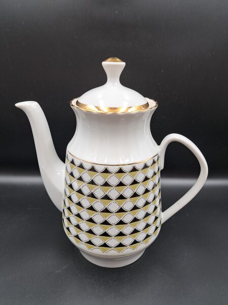 Lielā tējkanna/kafijas kanna ar ģeometrisko dekolu un zeltu, tējas servīze "Māra", RPR (Māra tējas 135)