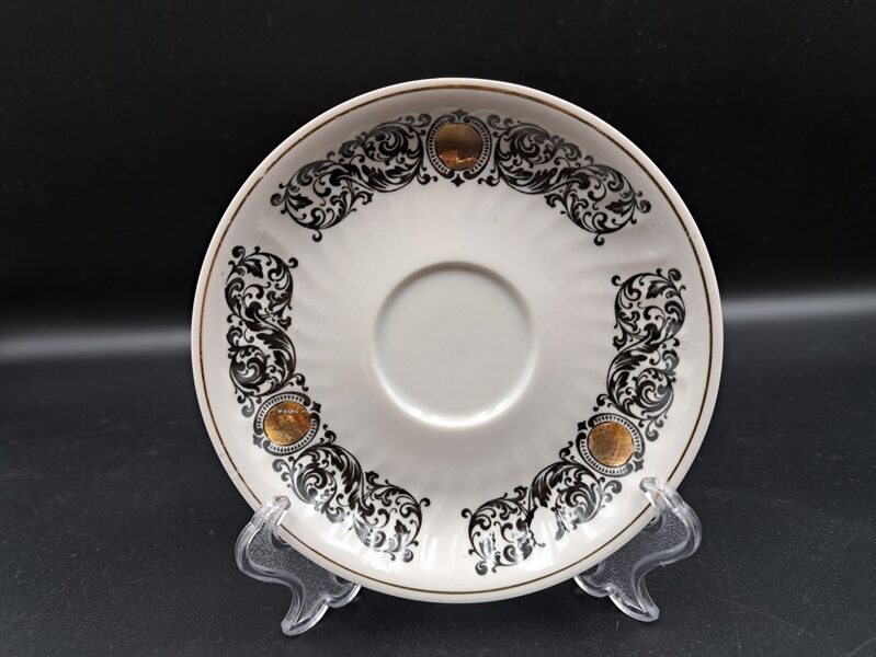 Krūzīte ar zelta kameju no "Rīga" no 80.iem, RPR (Rīga 80 69)