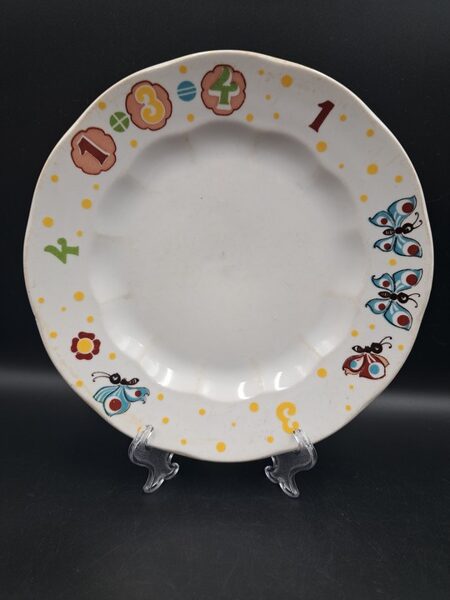 Bērnu salātu šķīvis d=20cm ar cipariem, RPR. Forma "Ārija", nolietojums, nosķēlums (Bērnu 100)