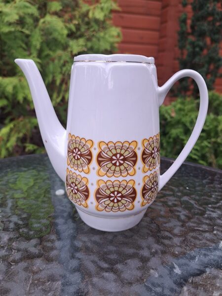 Kafijas kanna bez vāciņa, kafijas servīze "Aija-1" ar brūnganu dekolu, gaišs tonis, RPR (Aija-1 kafijas 55)