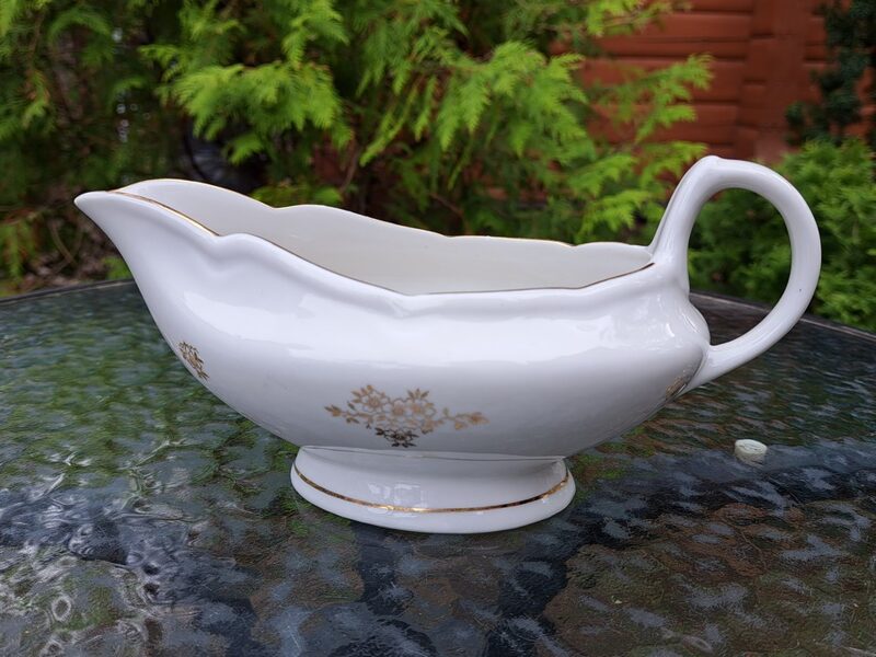 Mērces trauks, pusdienu servīze "Rokoko" balts ar zeltām 4-puķītēm, RPF (Rokoko 47)