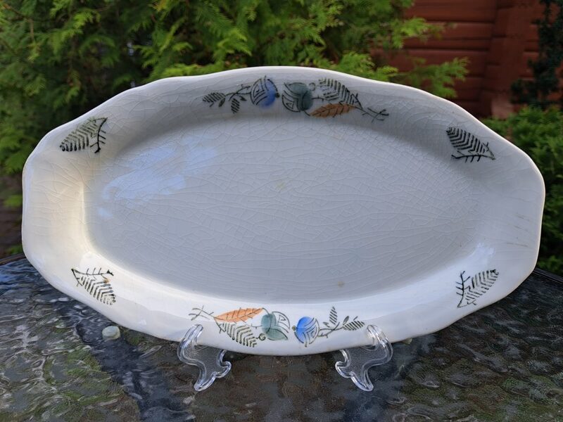 Fajansa garenais šķīvis Nr.6 ar gleznojumu, glazncēto glazūru, PFF (Fajansa pusdienu 23)