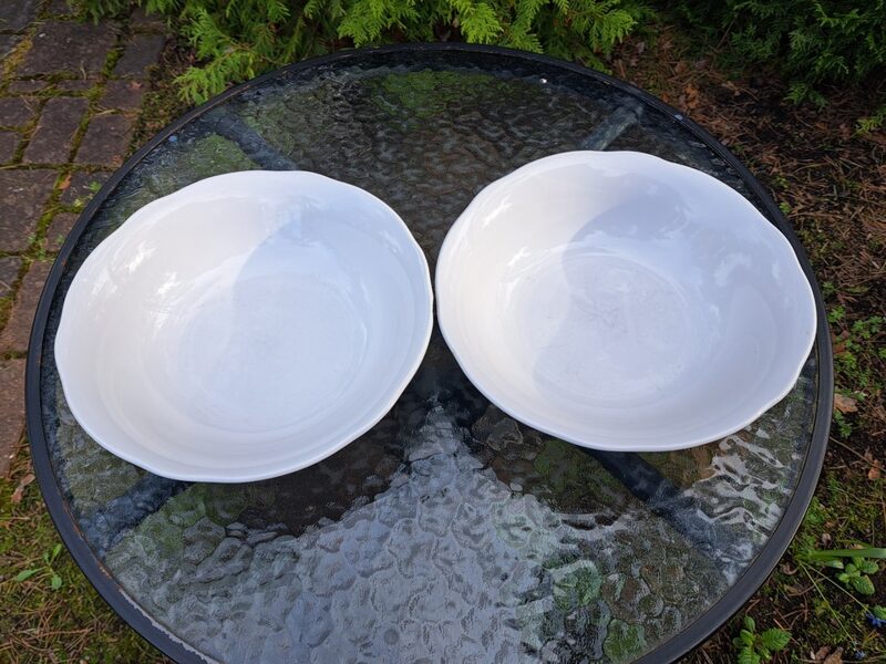 Salātu bļodas d=24cm pilnīgi baltas, forma "Vilnis", RPR (Vilnis pusdienu 139)