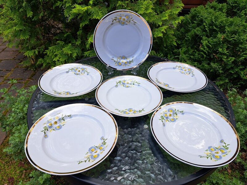 Salātu šķīvjI  ar nargrietiņām un platu zelta malu, RPR. Diam.20cm (Citi pusd 227)